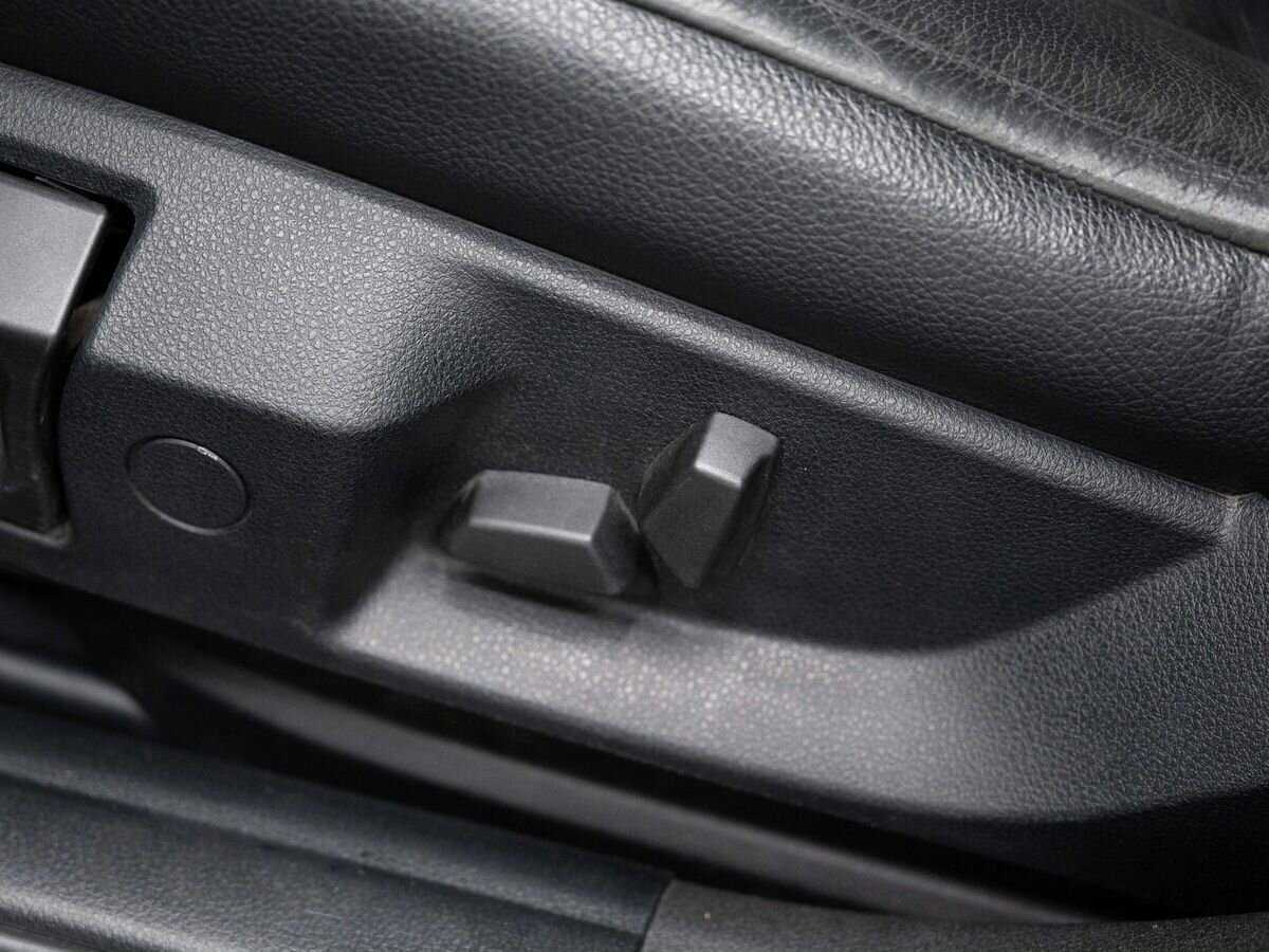 BMW 5 серии с пробегом — 2012 год. Фото: #23