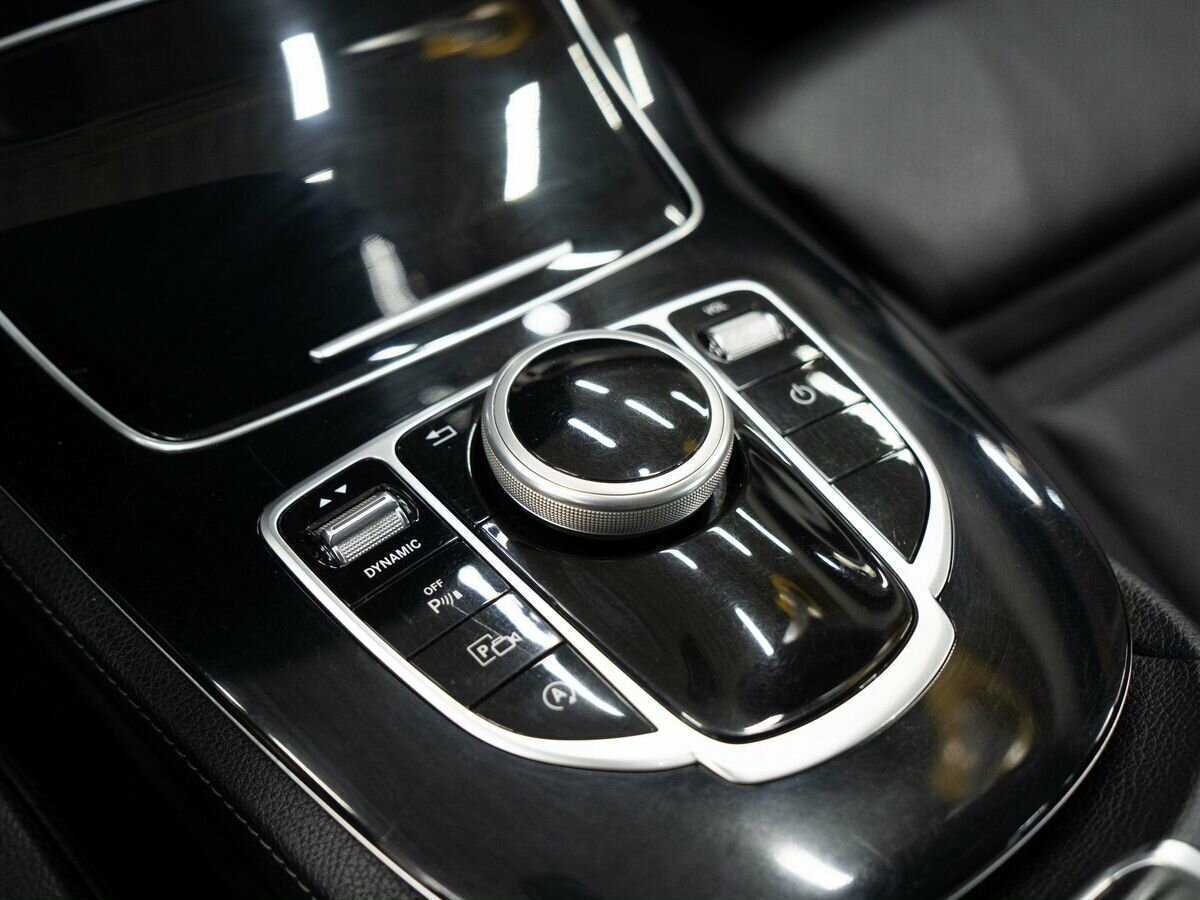 Mercedes-Benz E-Класс с пробегом — 2018 год. Фото: #12