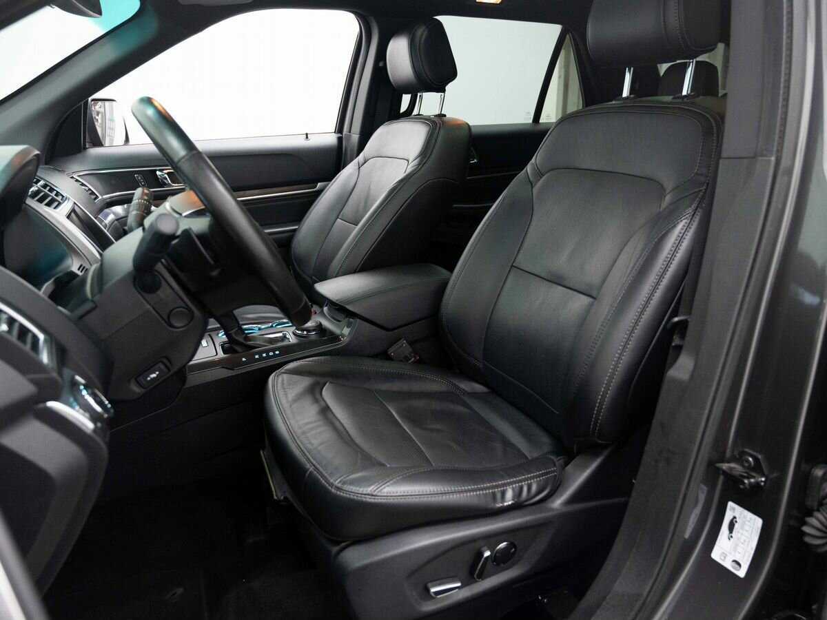 Ford Explorer с пробегом — 2016 год. Фото: #7