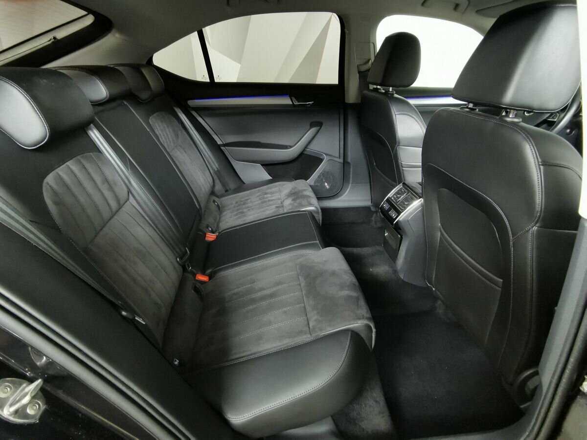 Skoda Superb с пробегом — 2017 год. Фото: #11