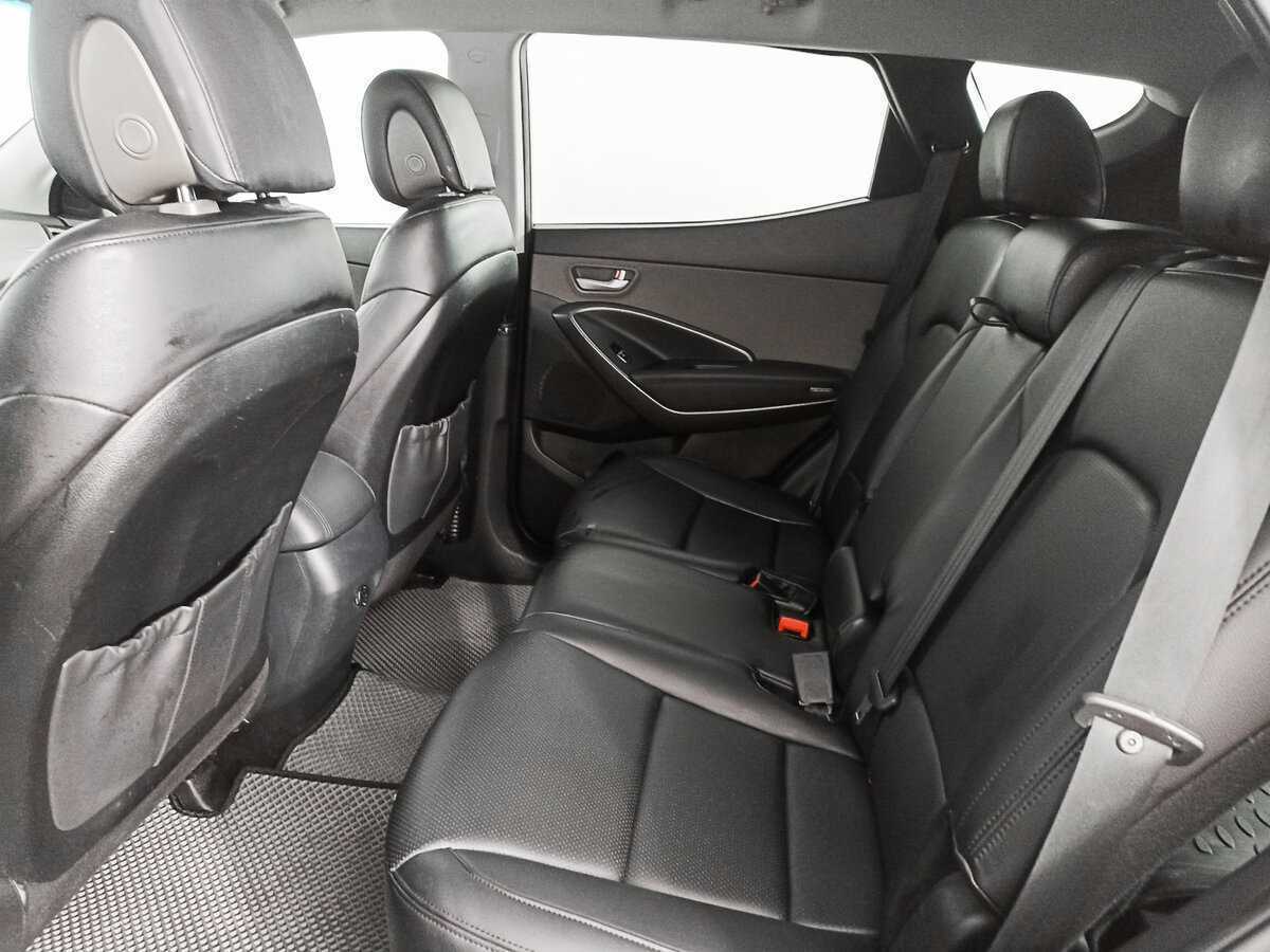 Hyundai Santa Fe с пробегом — 2017 год. Фото: #7