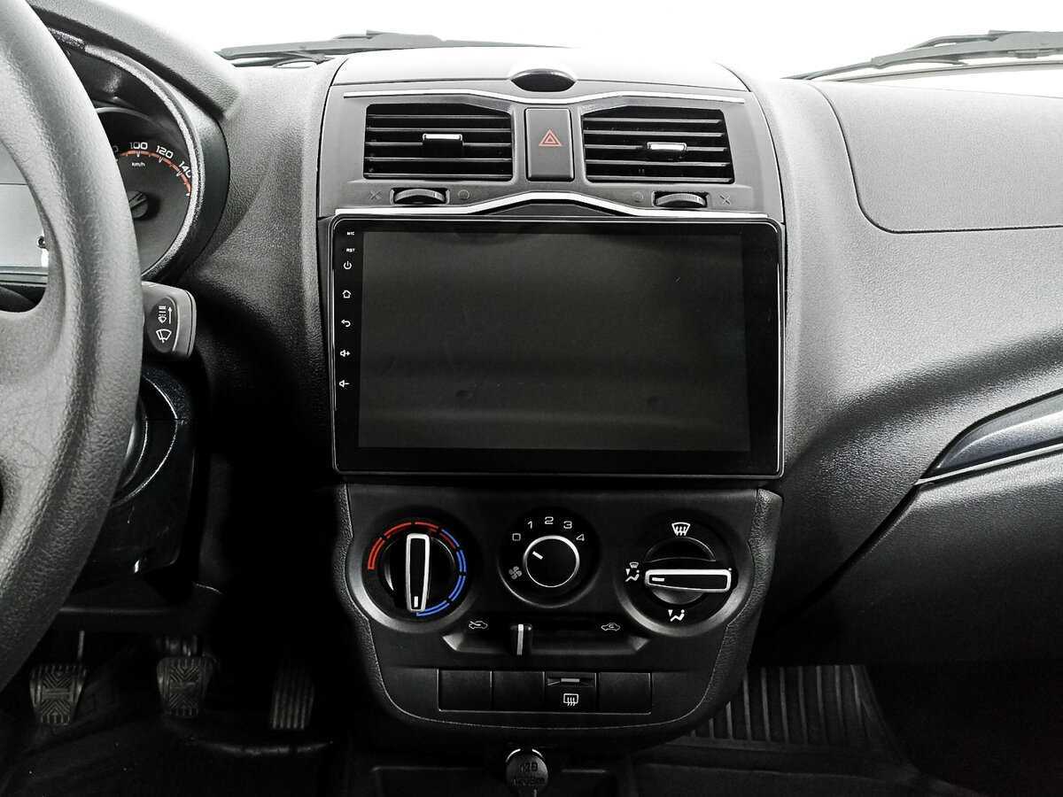 Lada (ВАЗ) Granta с пробегом — 2024 год. Фото: #12