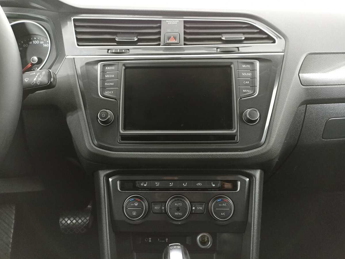 Volkswagen Tiguan с пробегом — 2017 год. Фото: #12