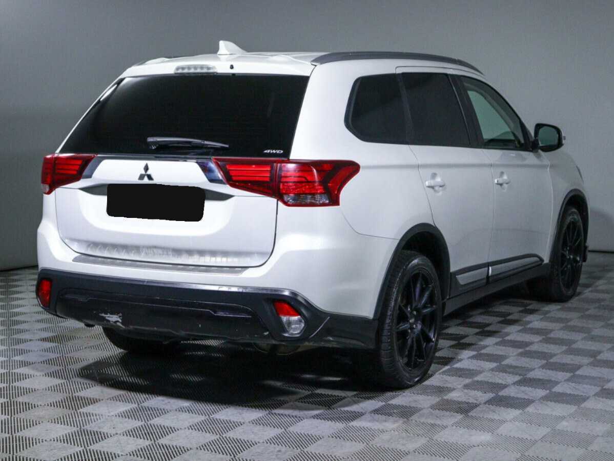 Mitsubishi Outlander с пробегом — 2019 год. Фото: #4