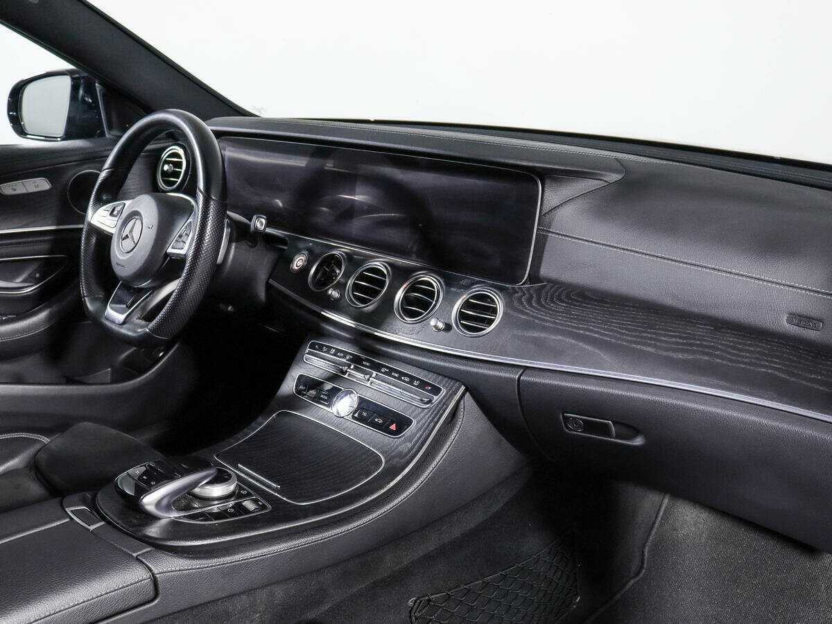 Mercedes-Benz E-Класс с пробегом — 2017 год. Фото: #8