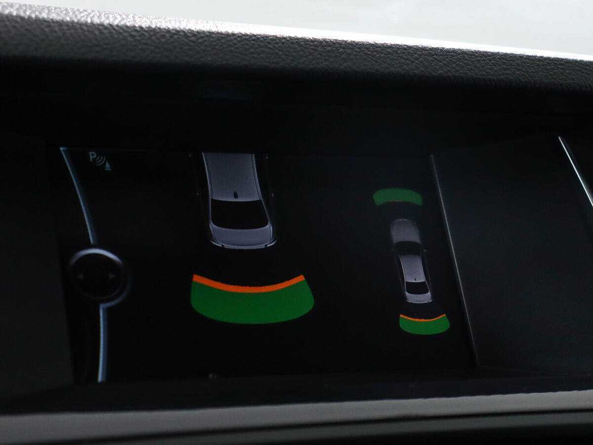 BMW 5 серии с пробегом — 2014 год. Фото: #16