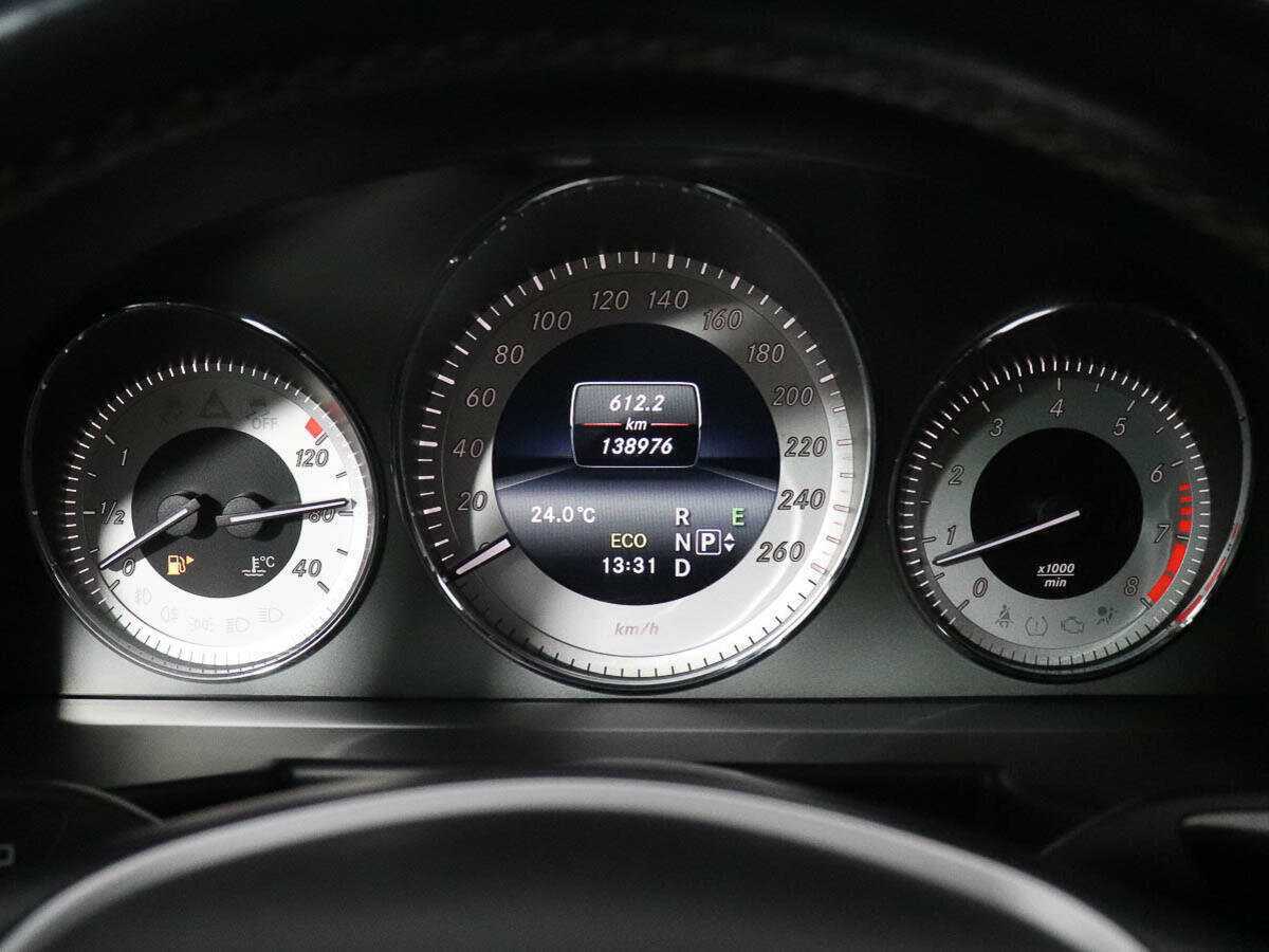 Mercedes-Benz GLK-Класс с пробегом — 2014 год. Фото: #14