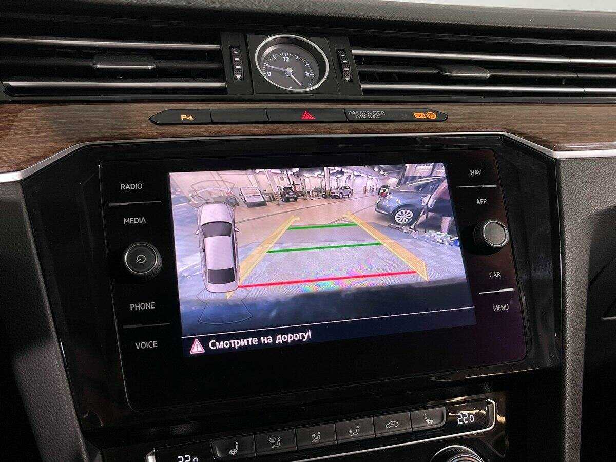 Volkswagen Passat с пробегом — 2018 год. Фото: #10