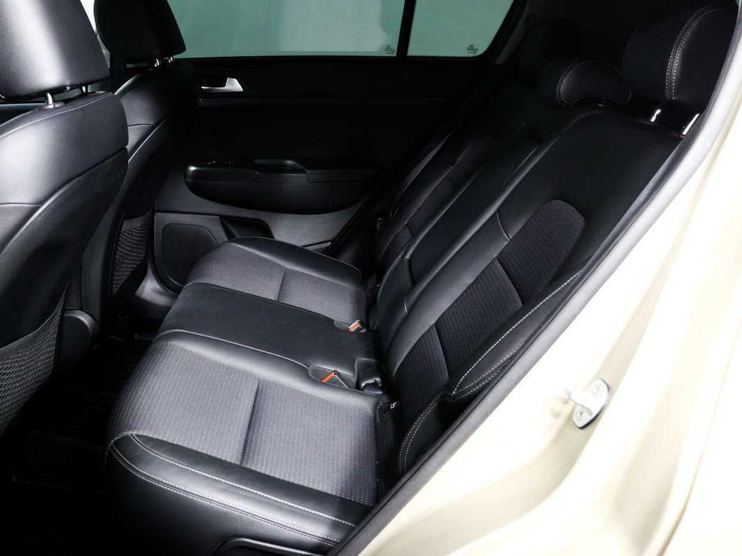 Kia Sportage с пробегом — 2017 год. Фото: #11