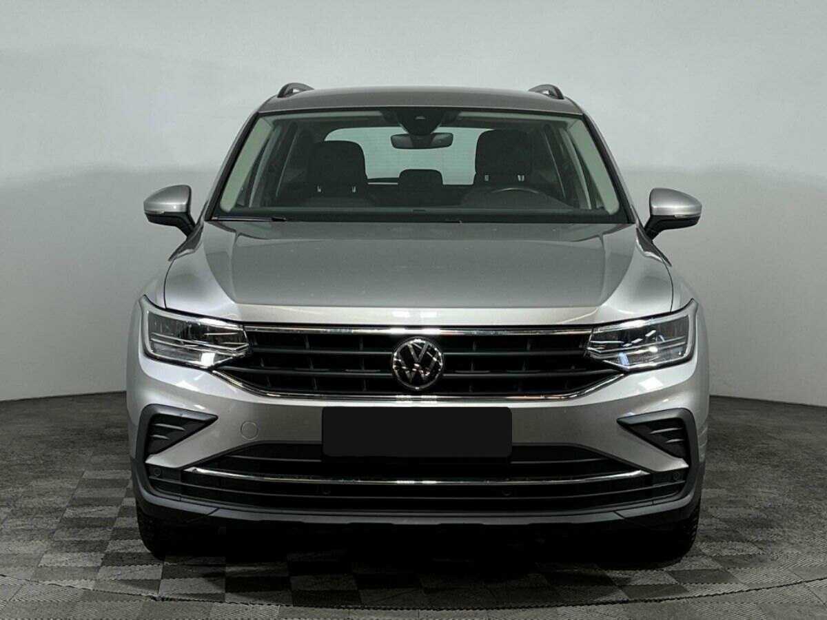 Volkswagen Tiguan с пробегом — 2021 год. Фото: #1
