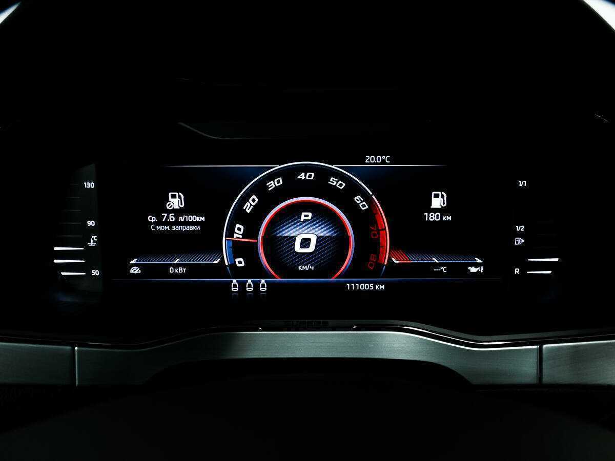 Skoda Superb с пробегом — 2019 год. Фото: #9