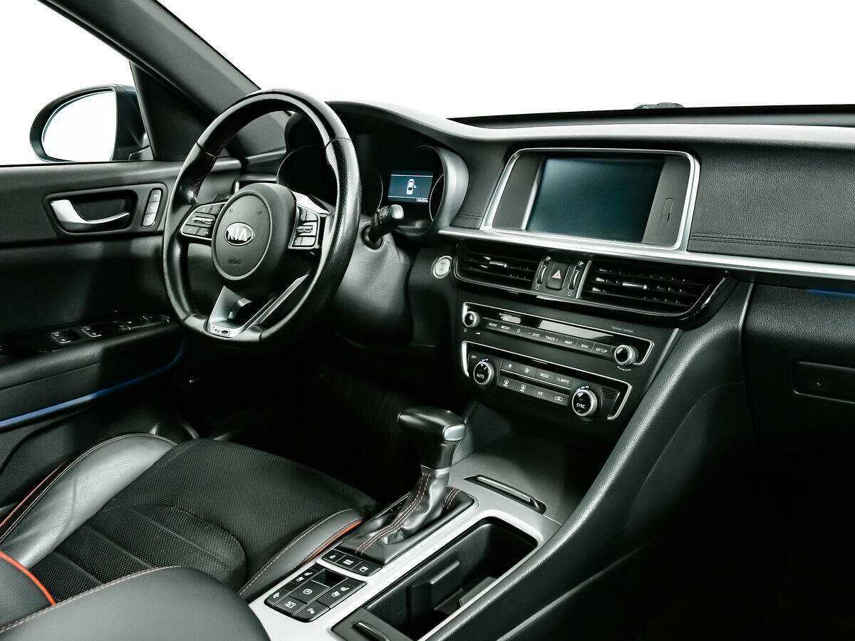 Kia Optima с пробегом — 2018 год. Фото: #6