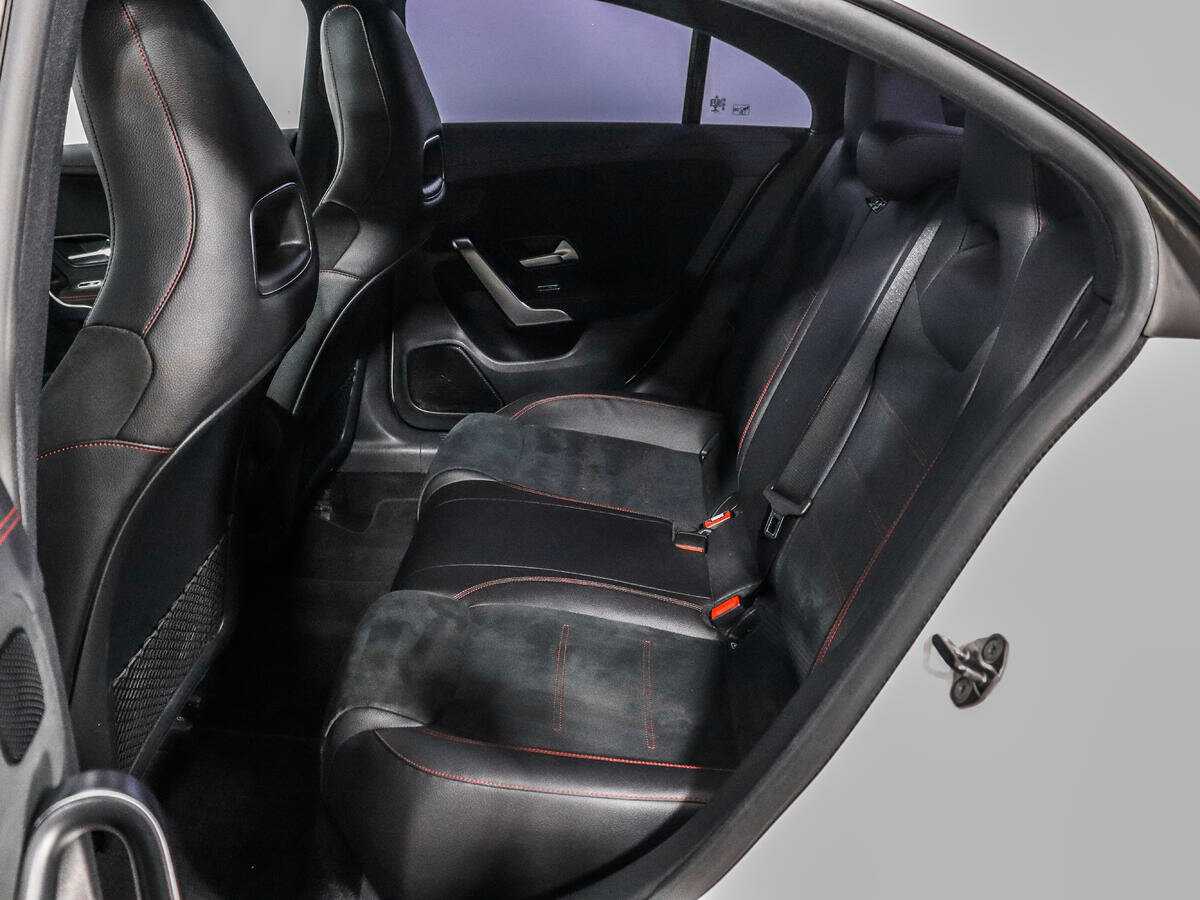 Mercedes-Benz CLA с пробегом — 2019 год. Фото: #11