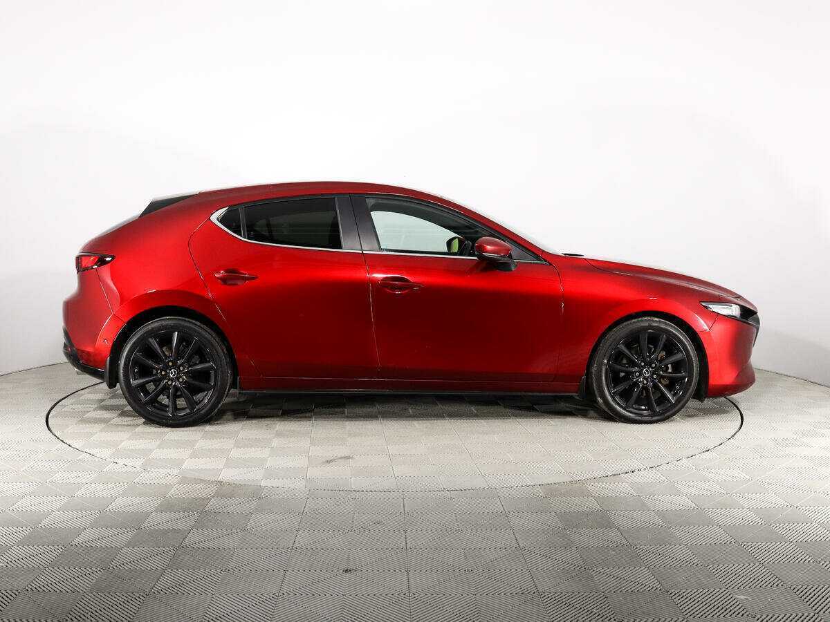 Mazda 3 с пробегом — 2019 год. Фото: #4