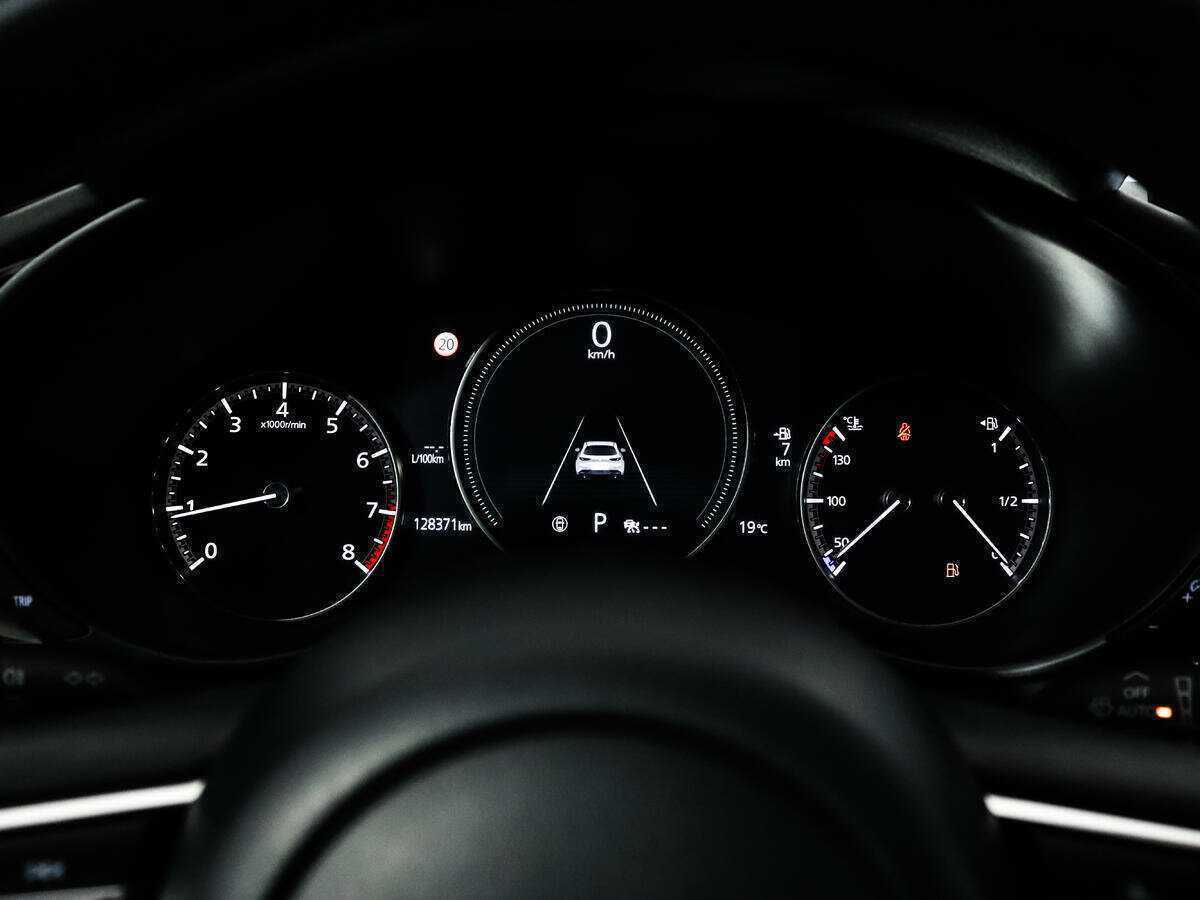 Mazda 3 с пробегом — 2019 год. Фото: #15