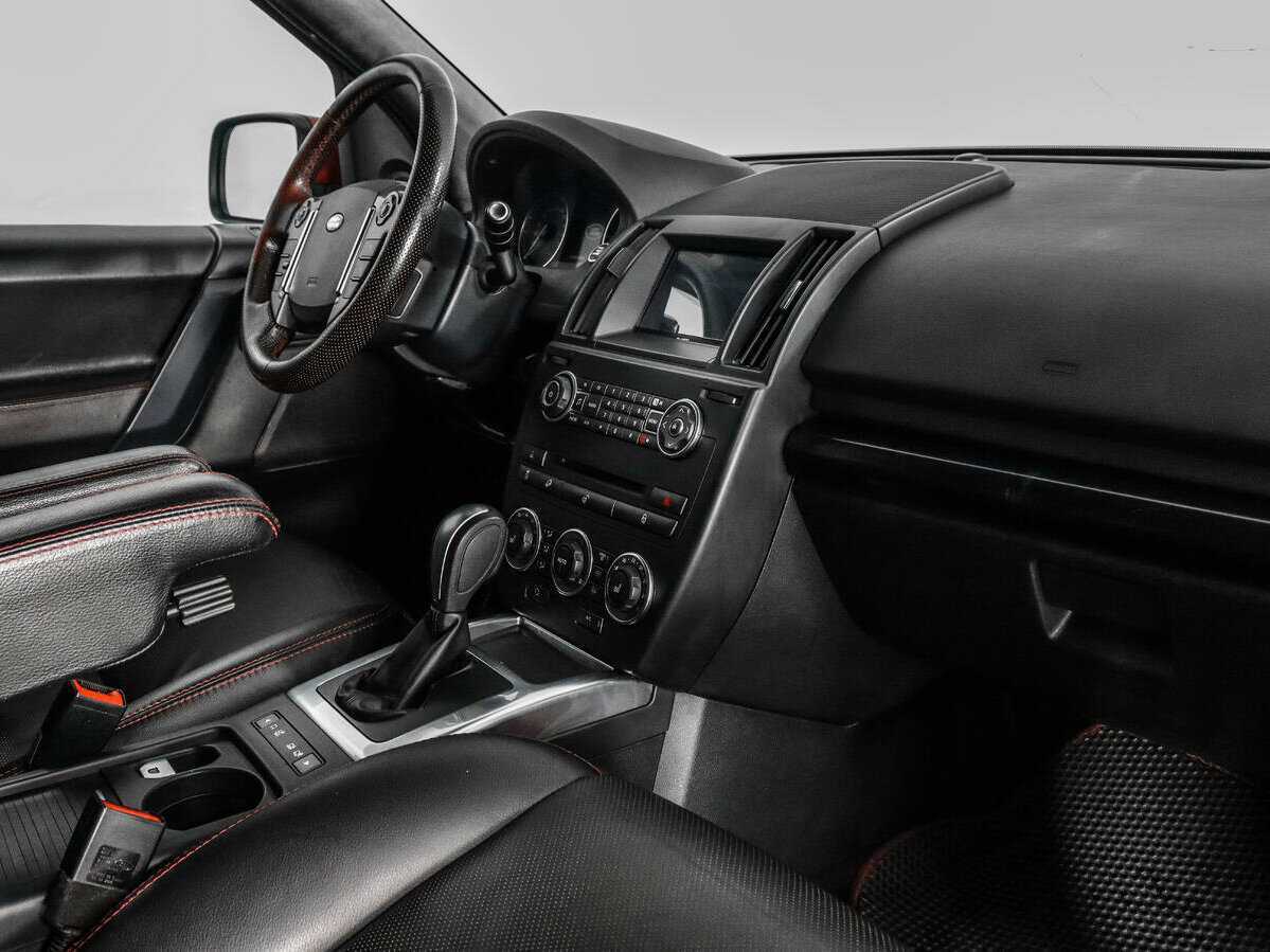 Land Rover Freelander с пробегом — 2014 год. Фото: #12