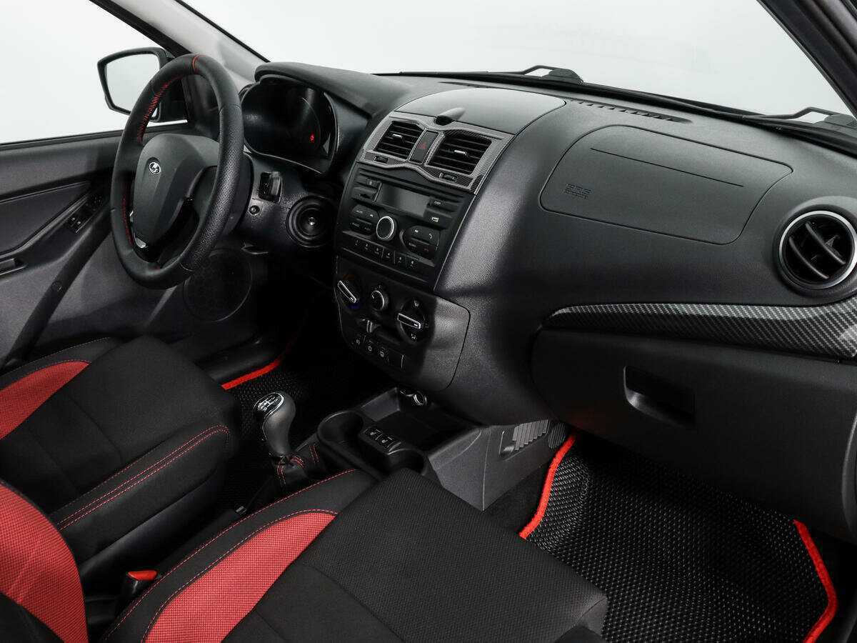 Lada (ВАЗ) Granta с пробегом — 2024 год. Фото: #10