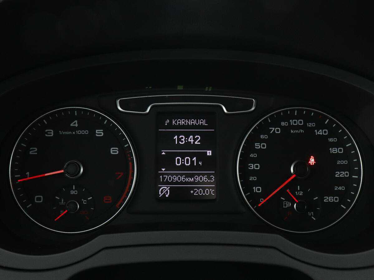 Audi Q3 с пробегом — 2012 год. Фото: #10