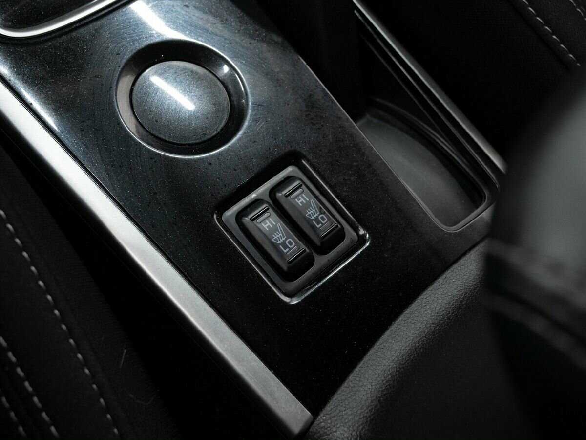 Mitsubishi Outlander с пробегом — 2019 год. Фото: #17