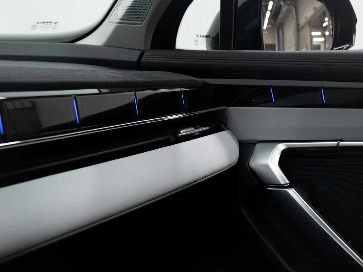 Geely Atlas с пробегом — 2023 год. Фото: #26