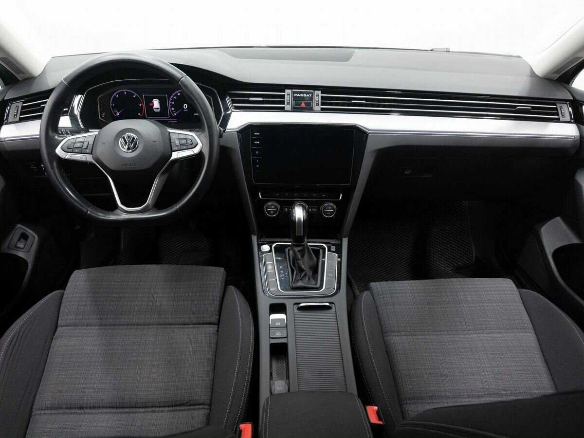 Volkswagen Passat с пробегом — 2020 год. Фото: #15