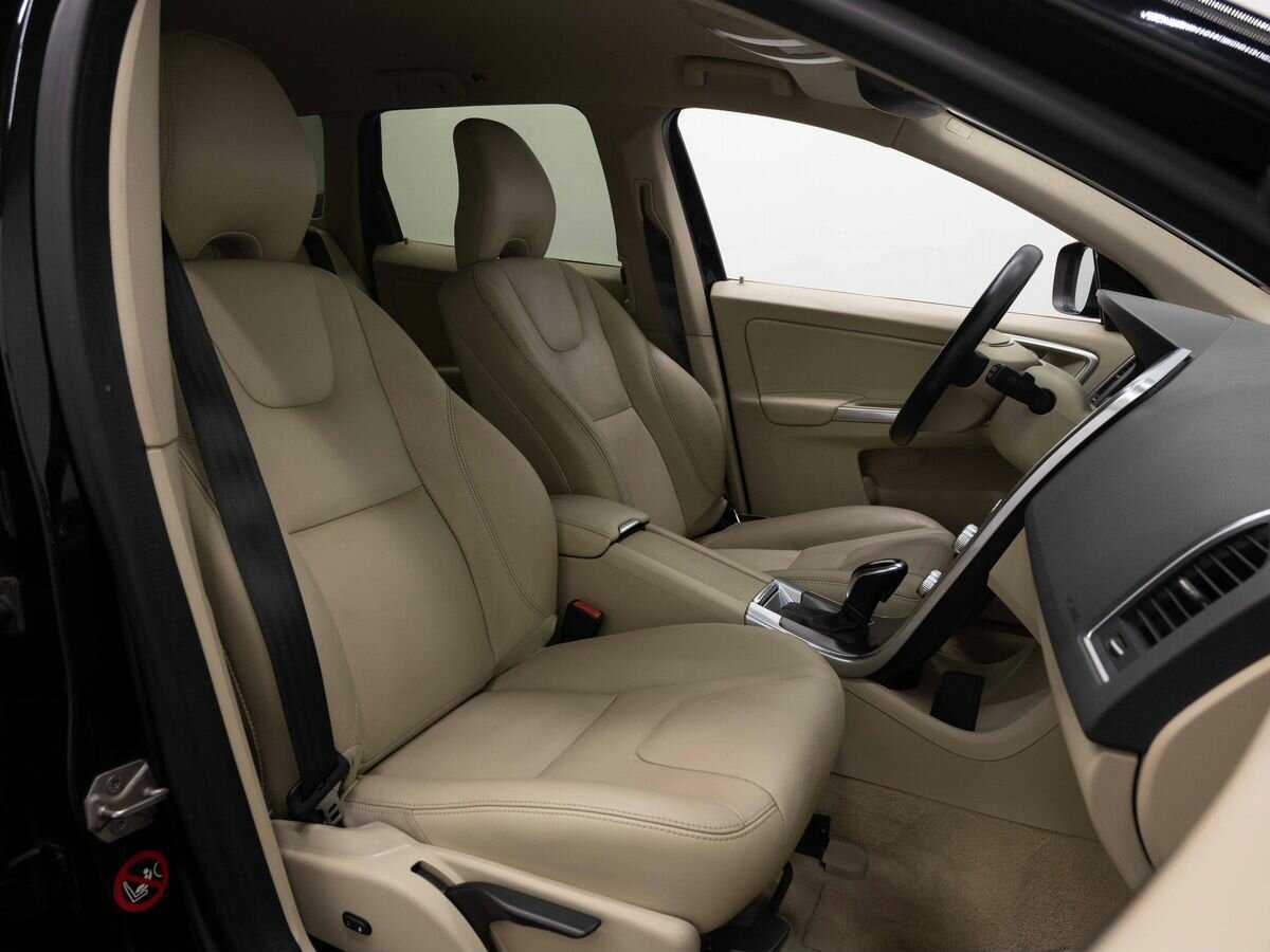 Volvo XC60 с пробегом — 2014 год. Фото: #13