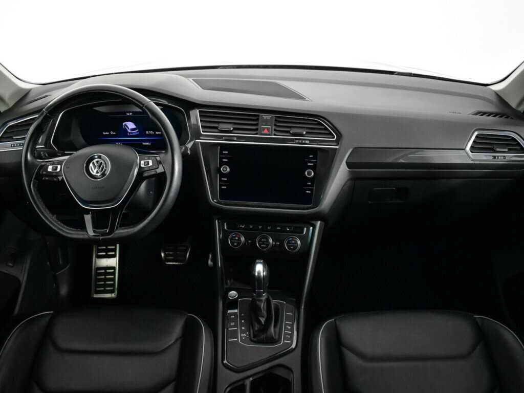 Volkswagen Tiguan с пробегом — 2018 год. Фото: #11