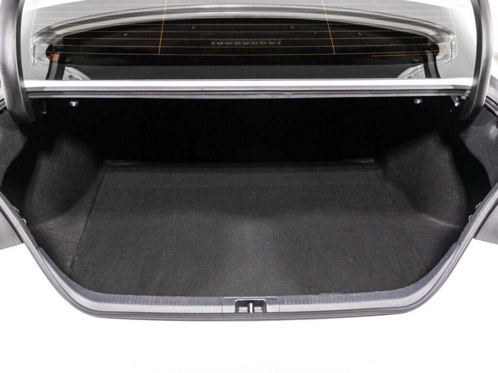 Toyota Camry с пробегом — 2021 год. Фото: #14