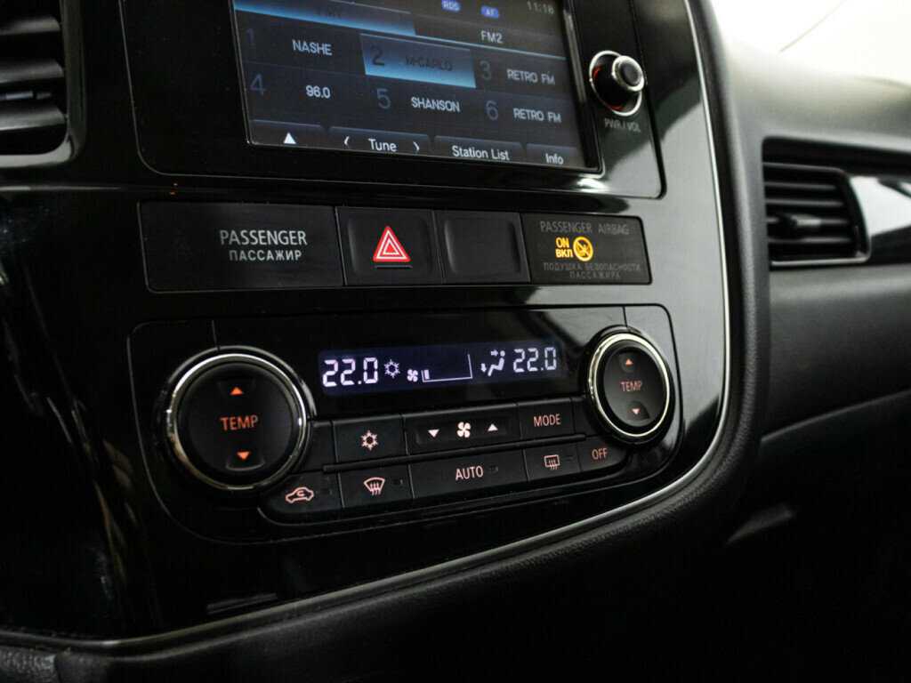 Mitsubishi Outlander с пробегом — 2016 год. Фото: #15