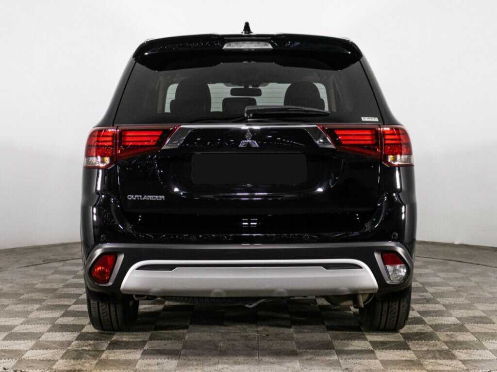 Mitsubishi Outlander с пробегом — 2021 год. Фото: #5