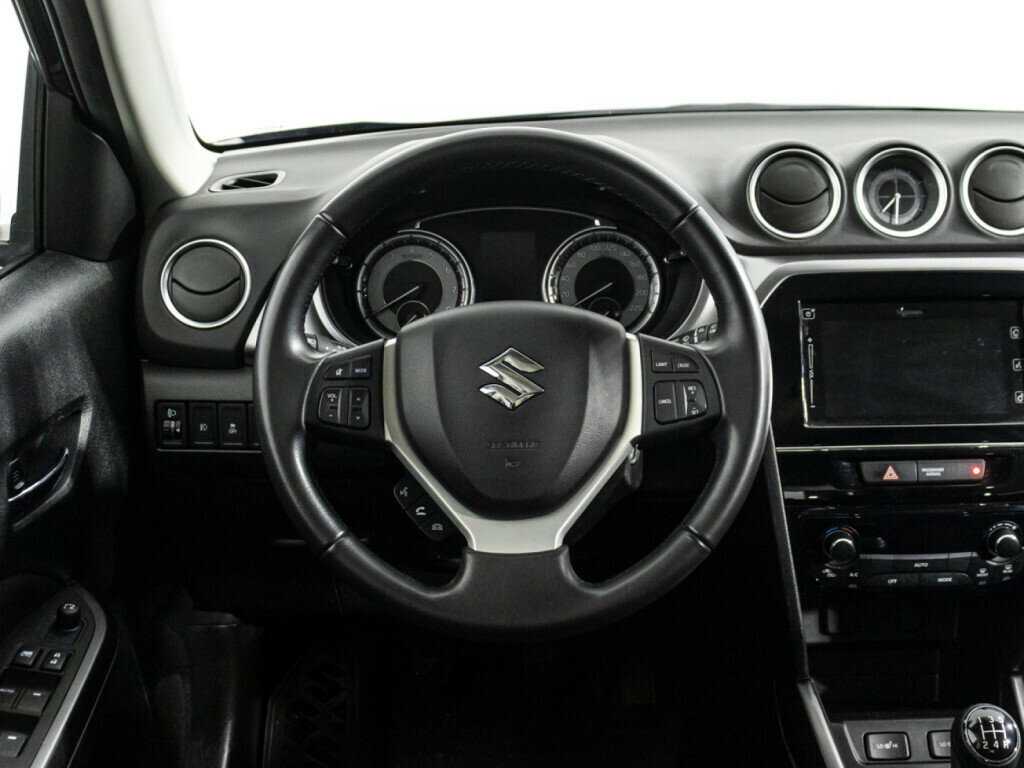 Suzuki Vitara с пробегом — 2020 год. Фото: #18