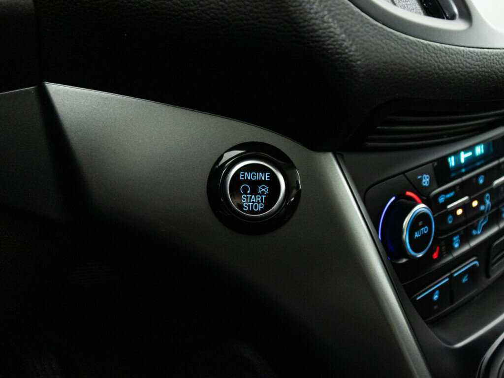 Ford Kuga с пробегом — 2019 год. Фото: #18