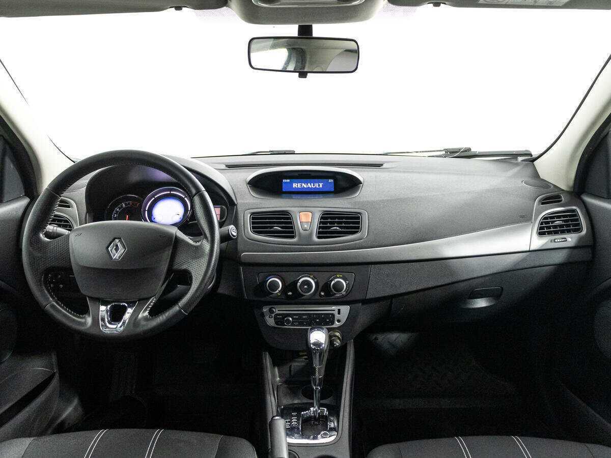 Renault Fluence с пробегом — 2014 год. Фото: #12