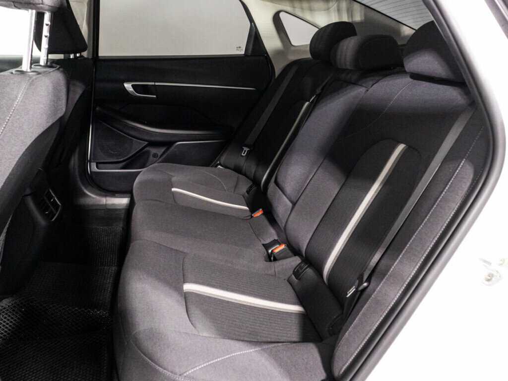 Hyundai Sonata с пробегом — 2020 год. Фото: #9