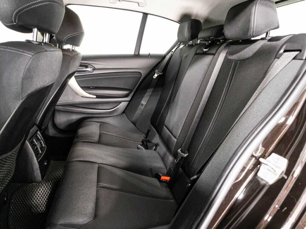 BMW 1 серии с пробегом — 2017 год. Фото: #9