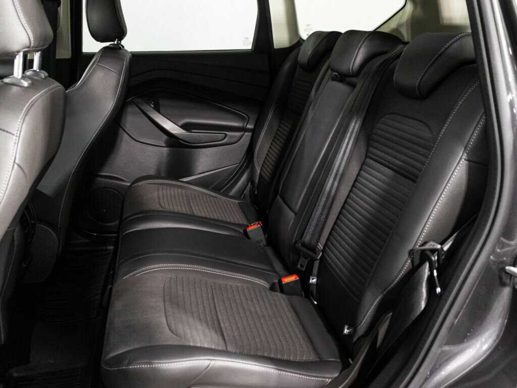 Ford Kuga с пробегом — 2017 год. Фото: #9