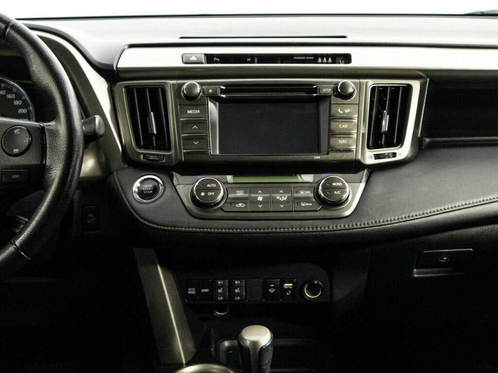 Toyota RAV4 с пробегом — 2013 год. Фото: #12