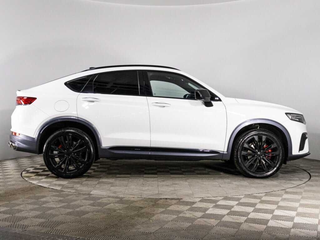 Geely Tugella с пробегом — 2022 год. Фото: #3