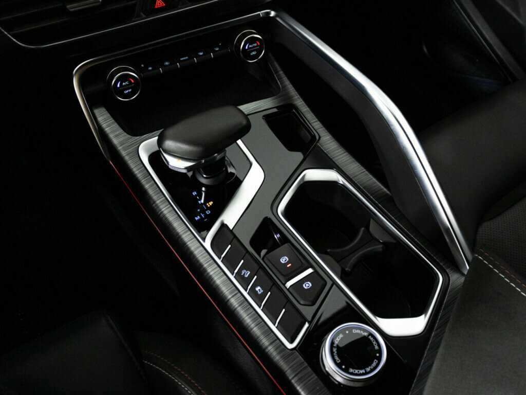 Geely Tugella с пробегом — 2022 год. Фото: #18