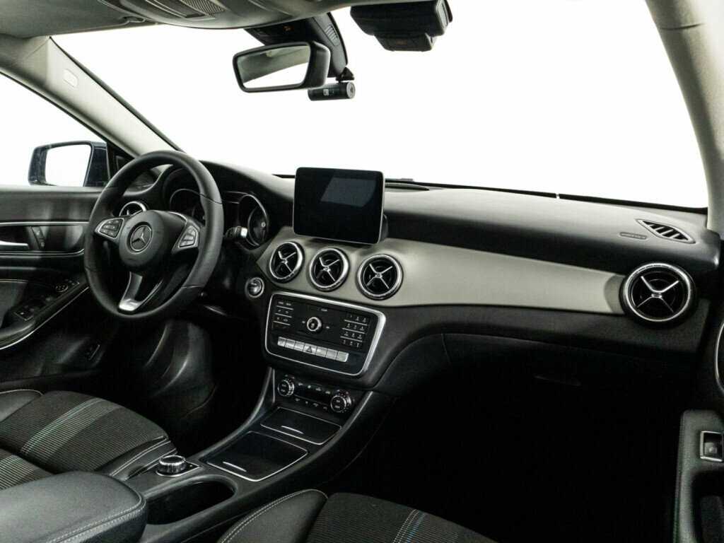 Mercedes-Benz CLA с пробегом — 2018 год. Фото: #8