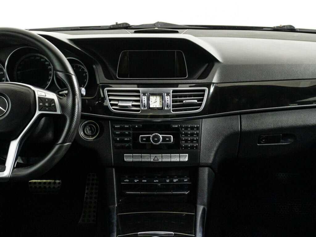 Mercedes-Benz E-Класс с пробегом — 2013 год. Фото: #13