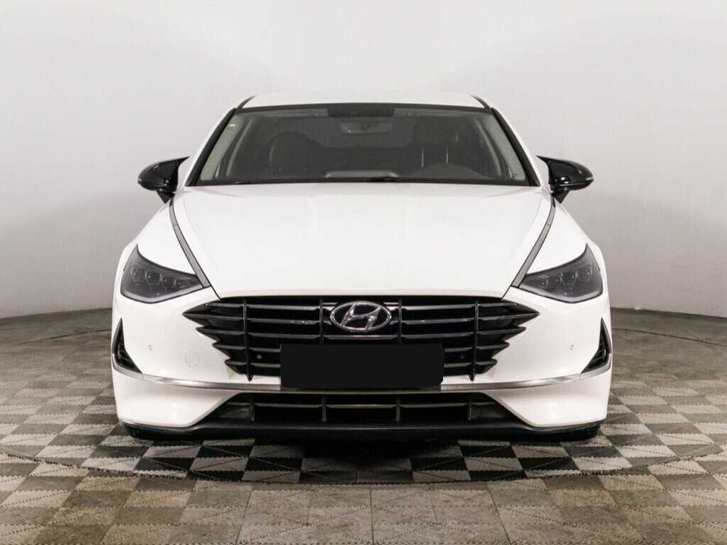 Hyundai Sonata с пробегом — 2019 год. Фото: #1
