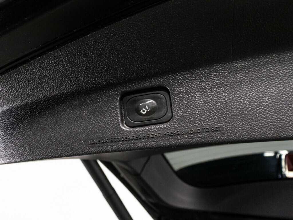 Ford Explorer с пробегом — 2013 год. Фото: #14