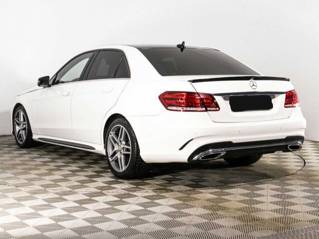 Mercedes-Benz E-Класс с пробегом — 2015 год. Фото: #6