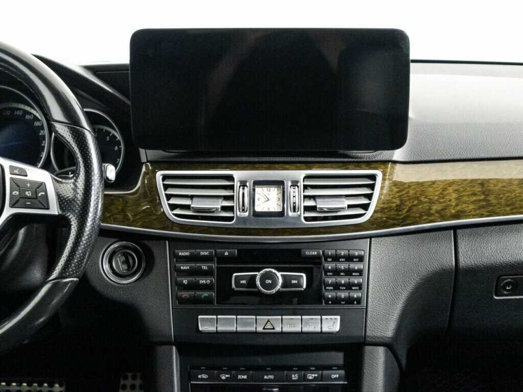 Mercedes-Benz E-Класс с пробегом — 2015 год. Фото: #13