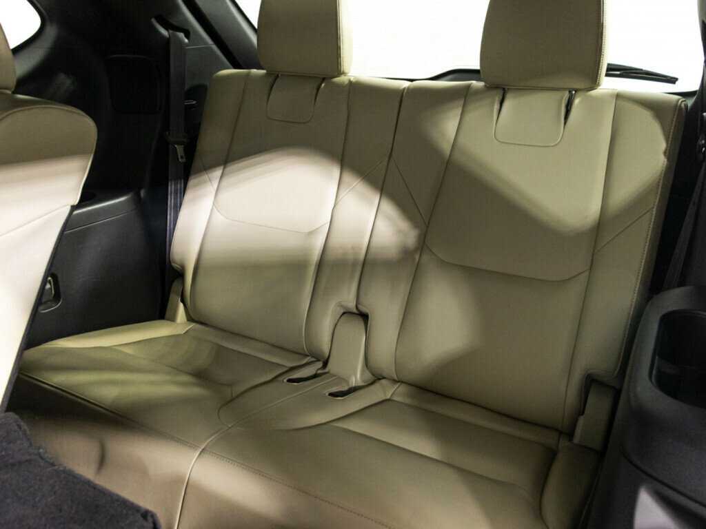 Mazda CX-9 с пробегом — 2017 год. Фото: #16