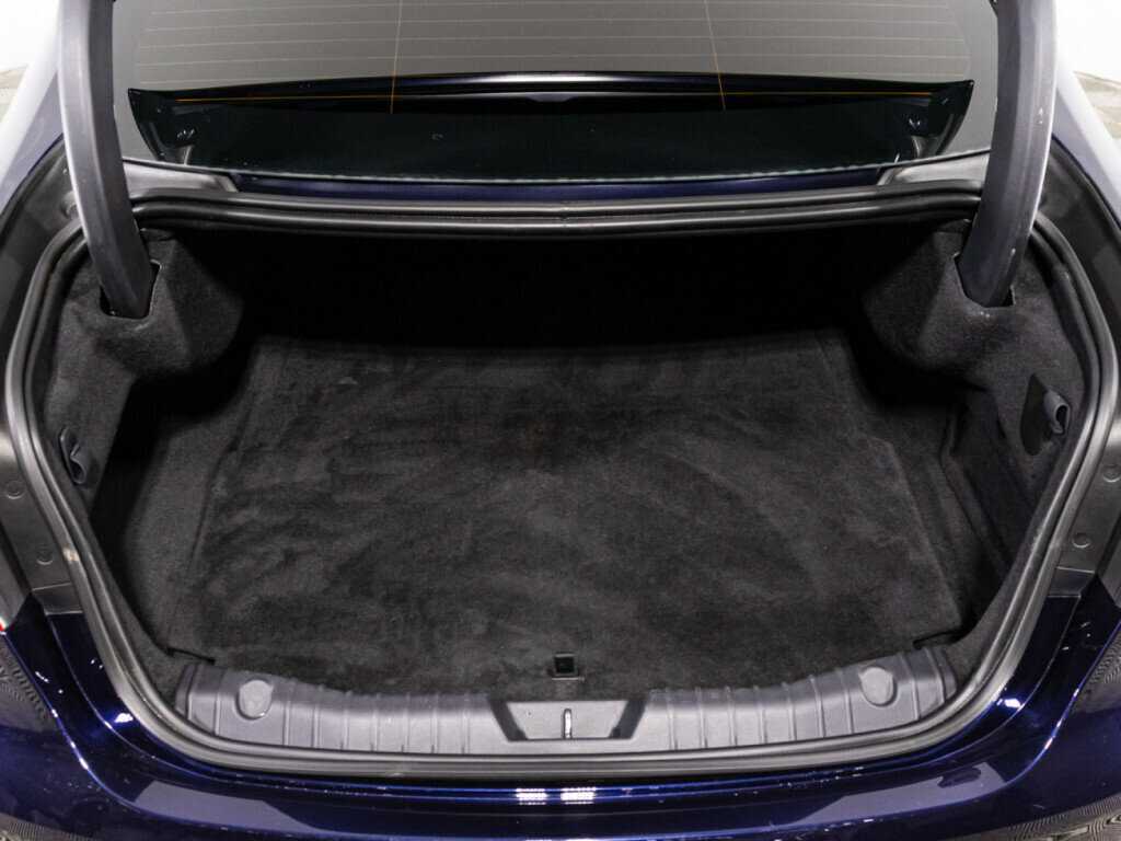 Jaguar XF с пробегом — 2017 год. Фото: #12