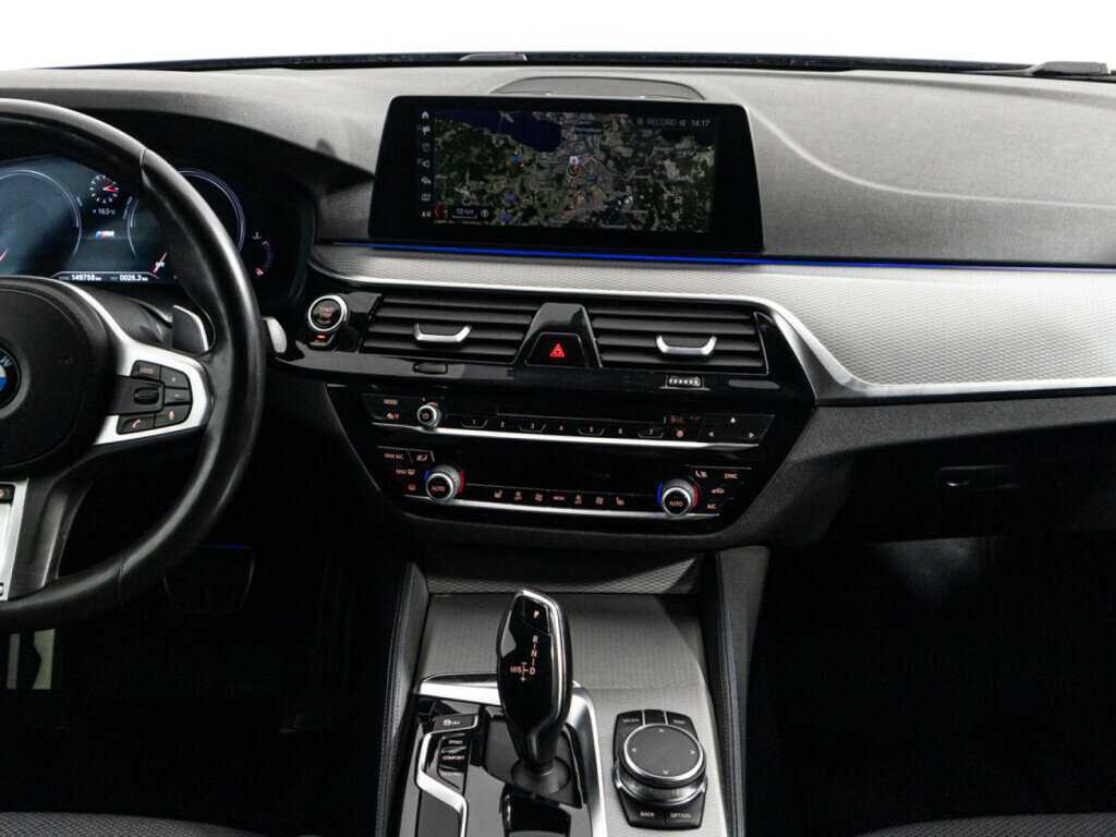BMW 5 серии с пробегом — 2018 год. Фото: #13