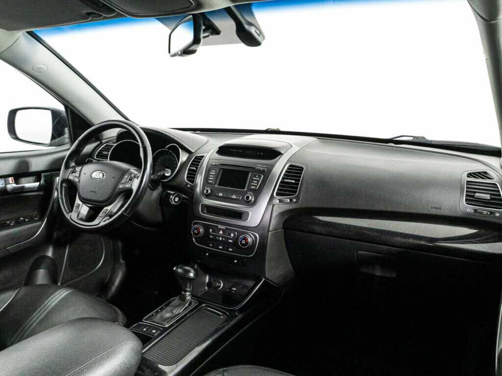 Kia Sorento с пробегом — 2017 год. Фото: #8