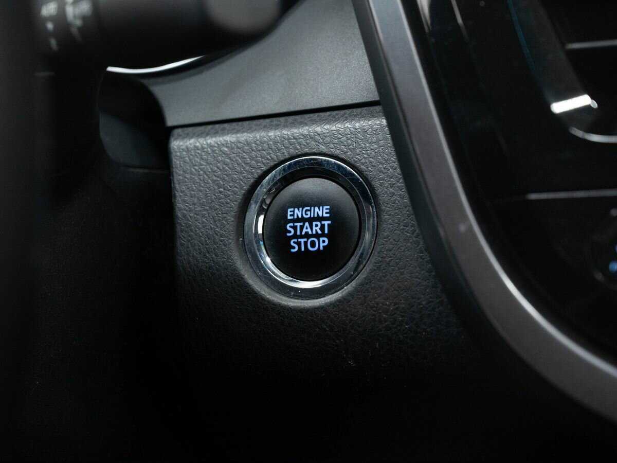 Toyota Camry с пробегом — 2022 год. Фото: #22